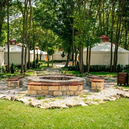 юртов лагер наедно Campsite Neofit Rilski
