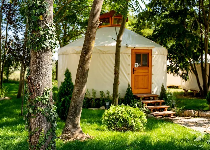 юртов лагер наедно אתר קמפינג